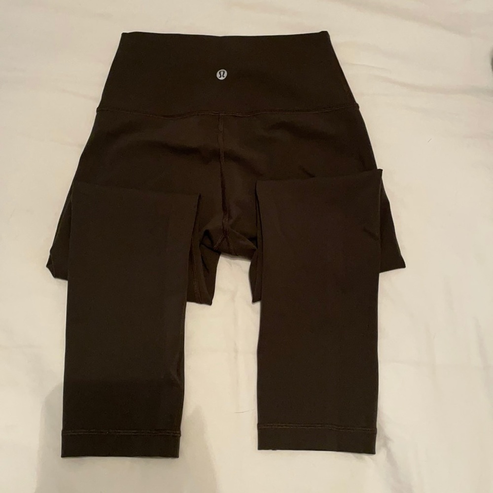 LuluLemon Wunder Under High Rise Luxtreme 21”